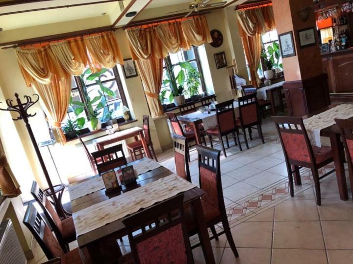 Hotel Restauracja Podzamcze Szczecin Extérieur photo